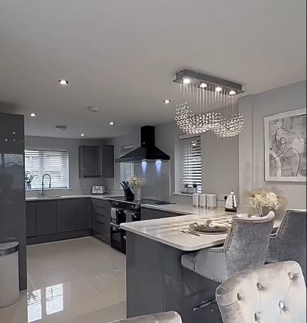 Rylight 4/6-lichts creatieve kristallen bolgolfkroonluchter