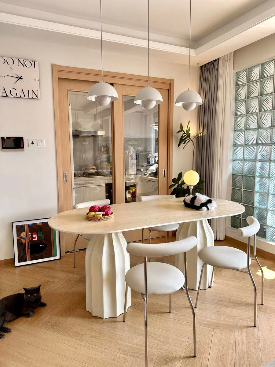 طاولة طعام رايلايت الفرنسية الكريمية ذات التصميم البيضاوي/الدائري