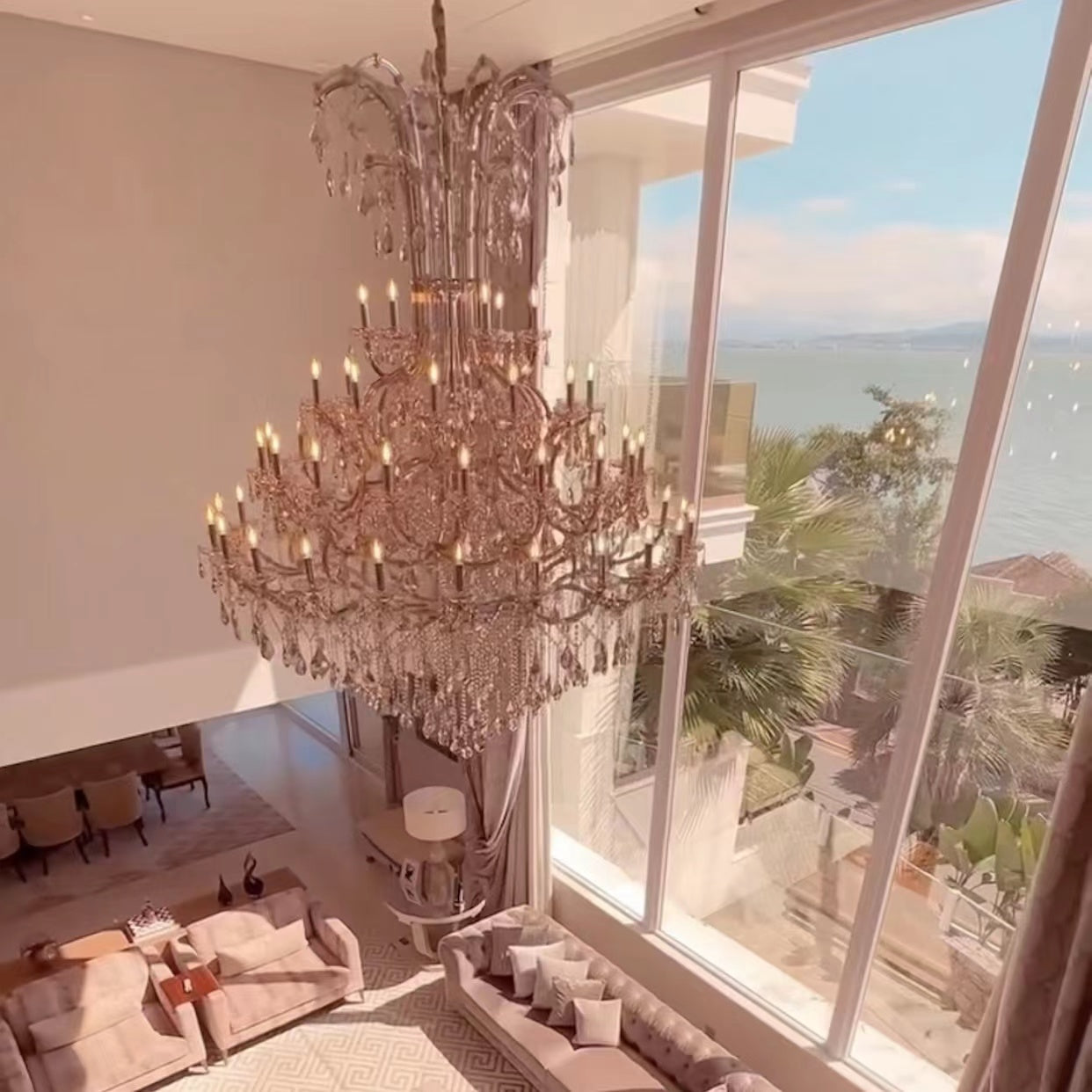 Rylight 4-laags kaarskristal dimbare gelaagde kroonluchter in goud/zilveren afwerking