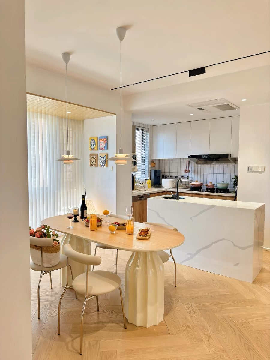 طاولة طعام رايلايت الفرنسية الكريمية ذات التصميم البيضاوي/الدائري