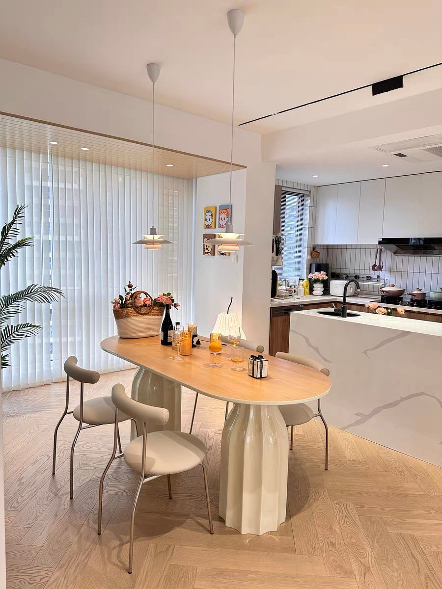 طاولة طعام رايلايت الفرنسية الكريمية ذات التصميم البيضاوي/الدائري