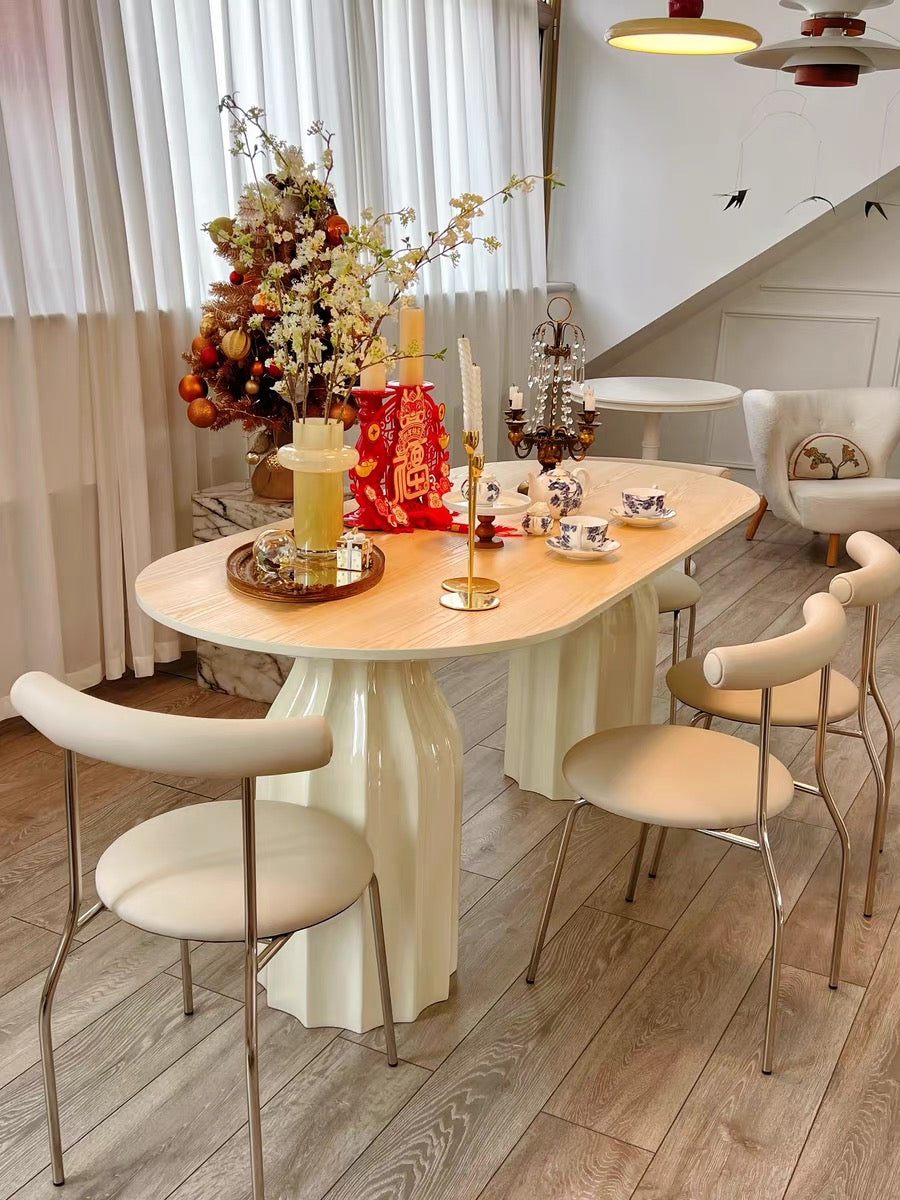 طاولة طعام رايلايت الفرنسية الكريمية ذات التصميم البيضاوي/الدائري