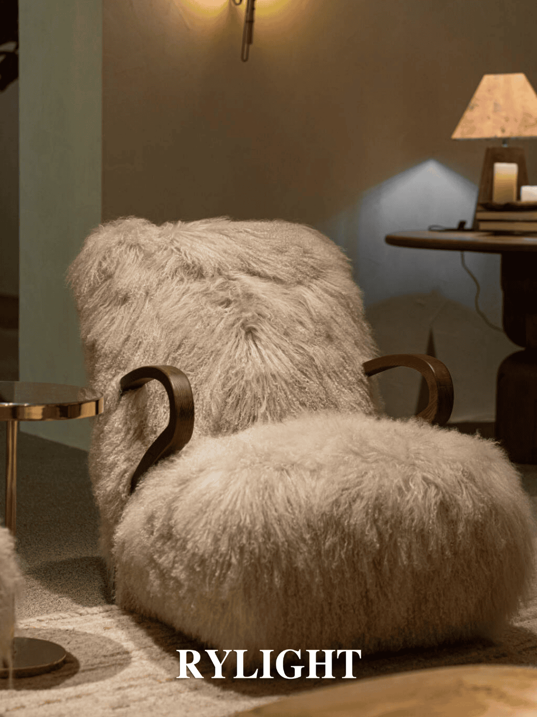 Rylight Luxury Exclusive Tanyang Lamb Wool Upholstered Lounge Chair