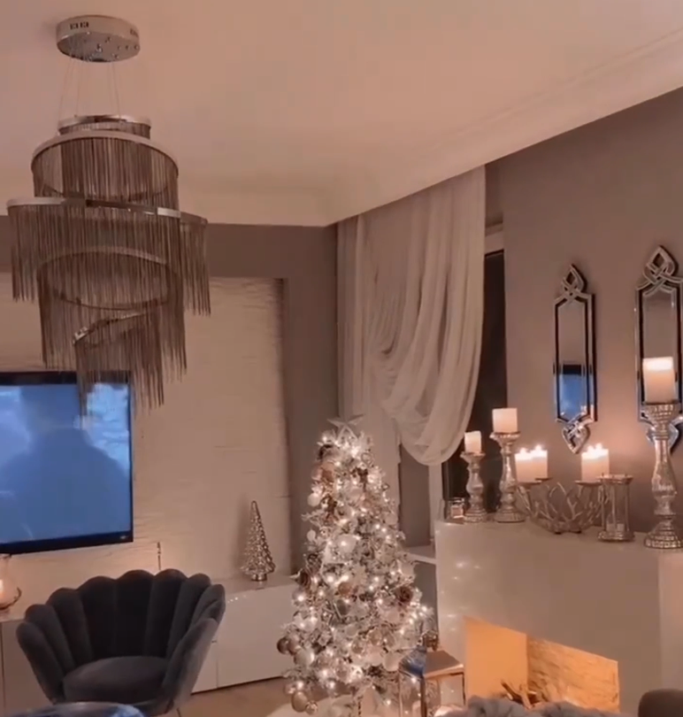 ثريا شرابة معدنية مكونة من 5 حلقات من Rylight بلمسة نهائية من الكروم