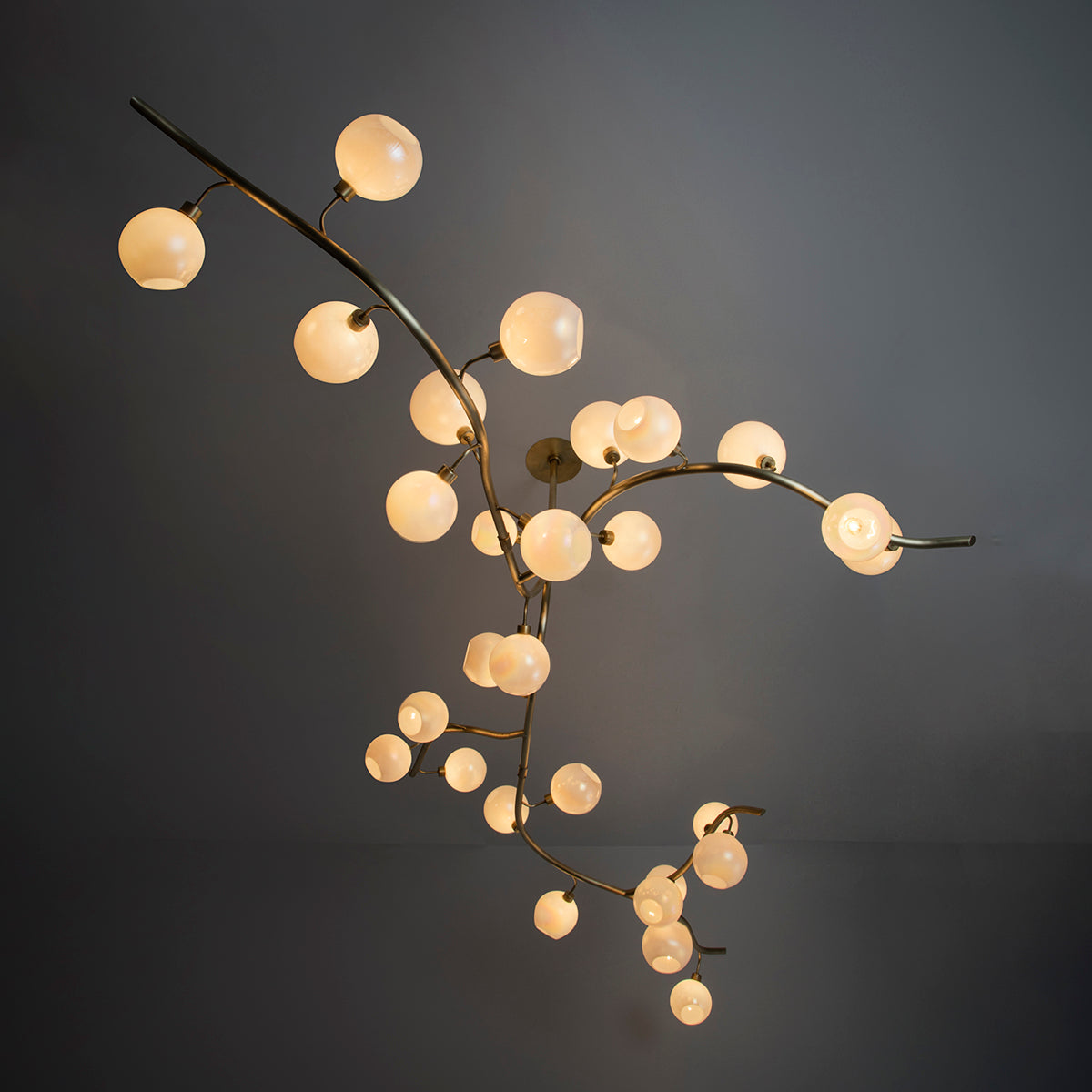 Rylight Modern Pearl-like Glass Globes Chandelier