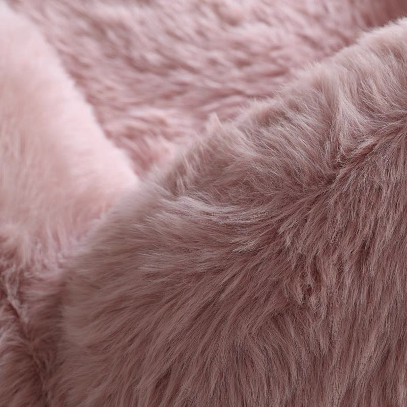 كرسي أريكة عصري باللون الوردي