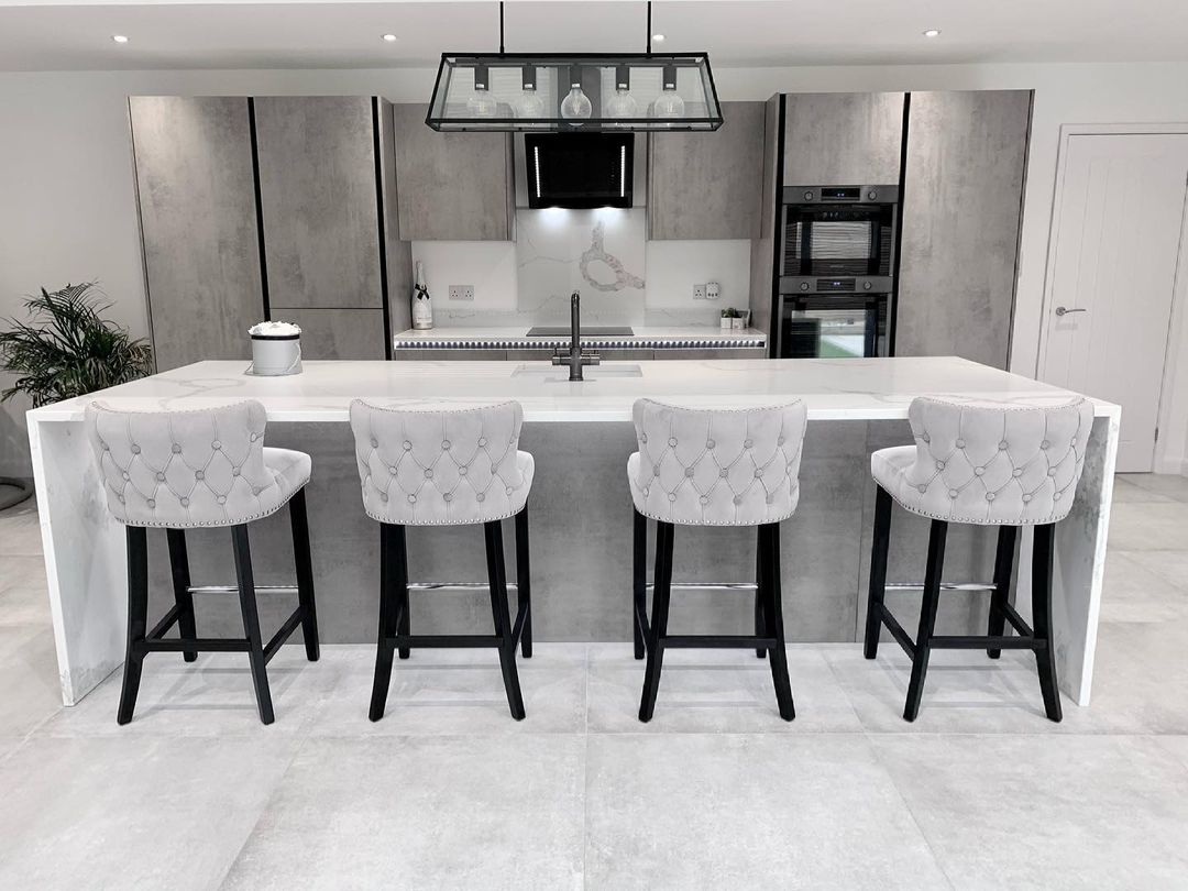 Moderne eenvoudige barkrukstoelen