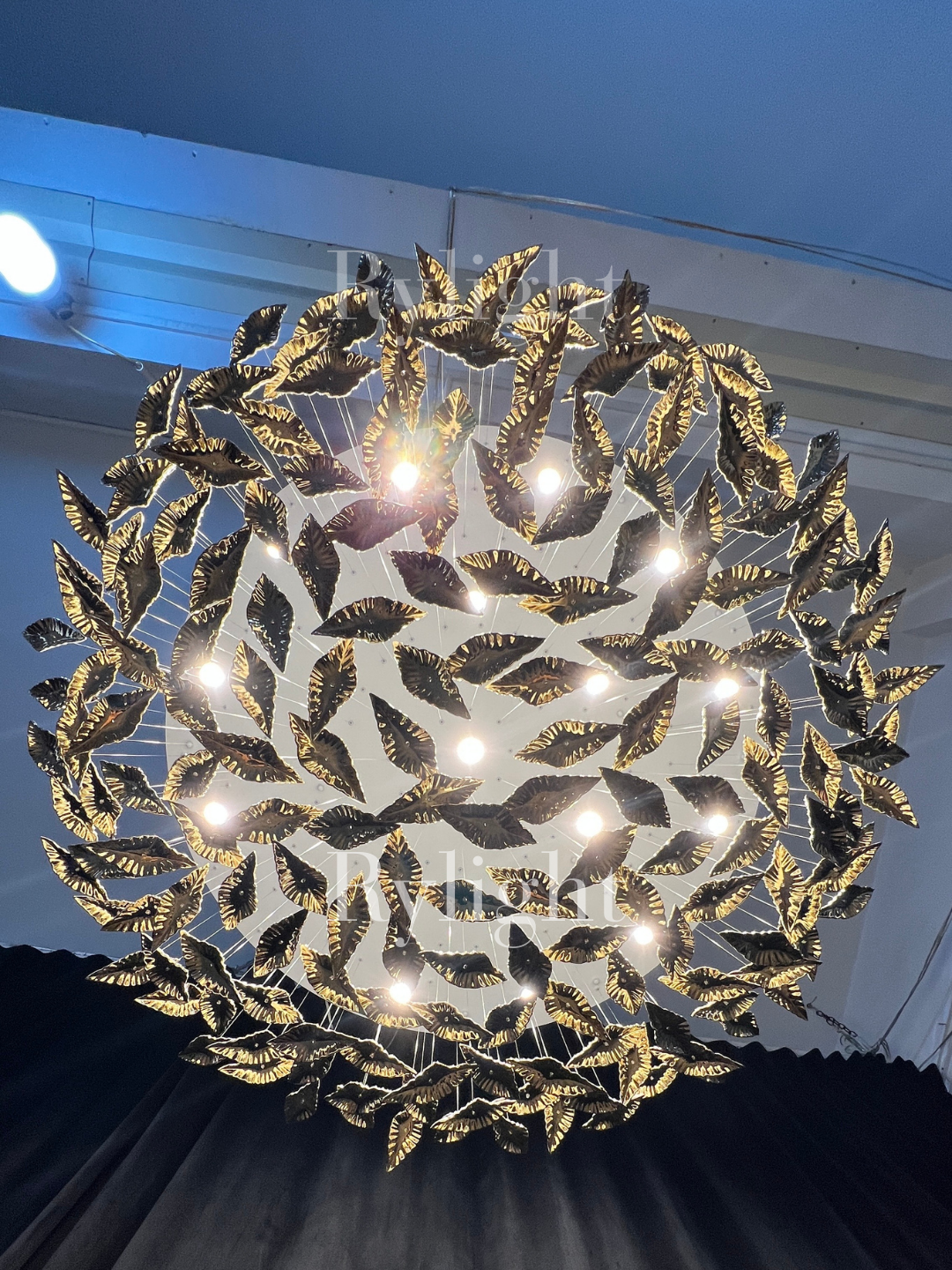 Rylight 84/102/170/192 Leaves Art Design Chandelier
