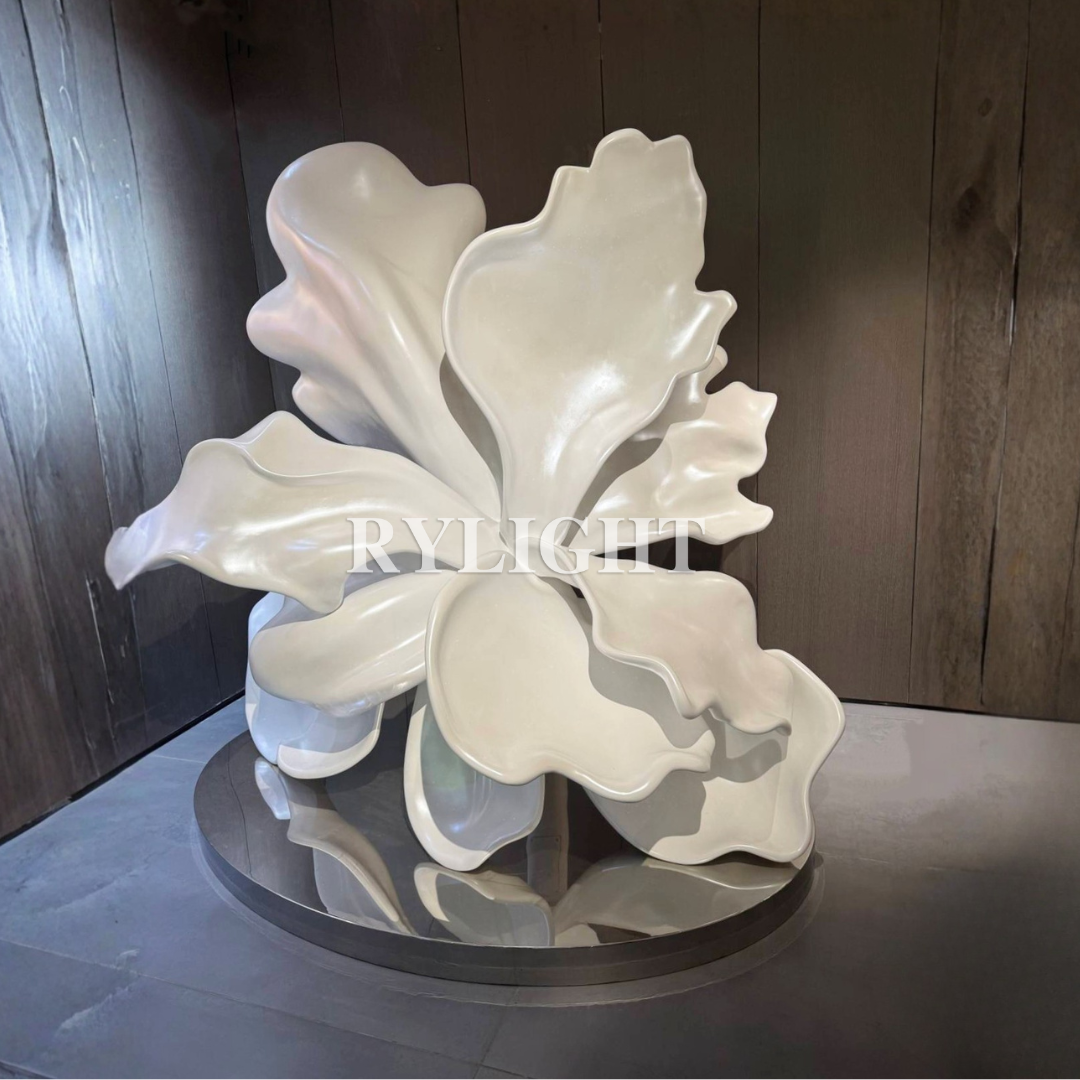 Rylight Artistic Fashion Flower Sculpture
