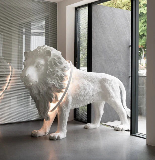 Rylight Lion Floor Lamp