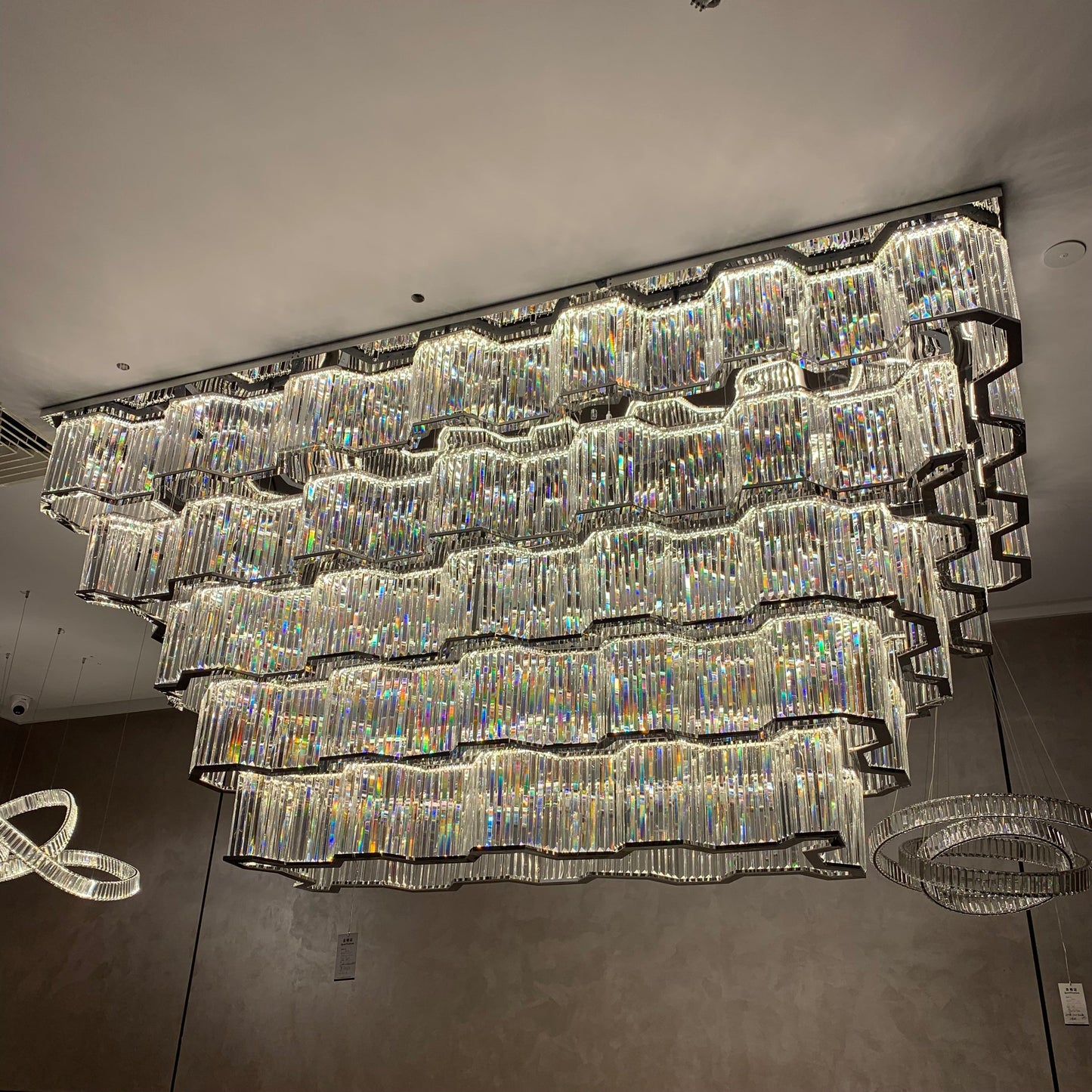 Moderne plafondlamp/kroonluchter met chromen afwerking voor hal/hotellobby/eetkamer