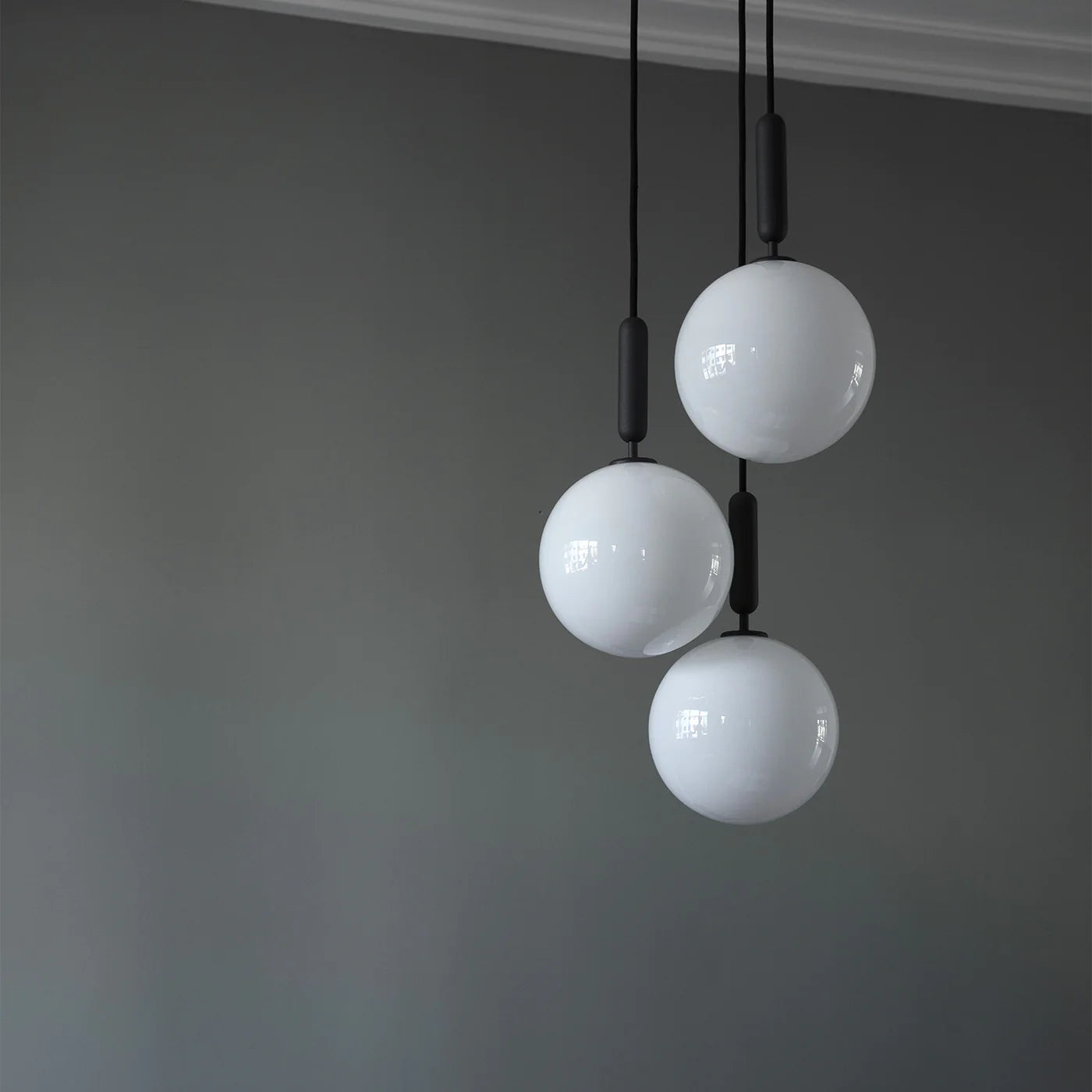 Rylight 1/3/6/13-Globes helder/wit glazen hangende kroonluchter