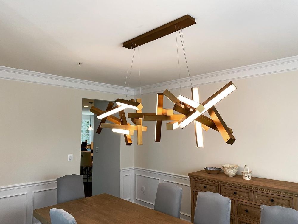 Modern Round/Linear Geometric Aluminum LED Chandelier