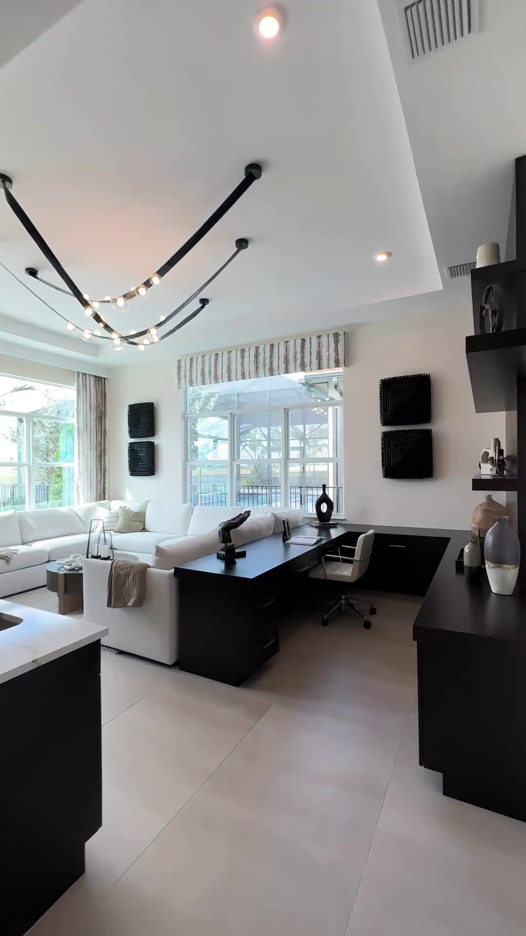 Rylight 1/2-Leather Belt Glass Chandelier