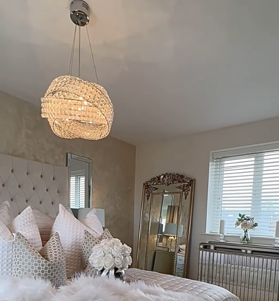 ثريا كريستال مستديرة Rylight 6/8-Light باللون الذهبي/الكروم