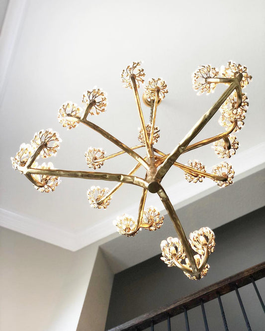 Luxe gouden kroonluchter met takken en bloemen voor woonkamer/trap/slaapkamer