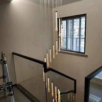 ثريا زجاجية حديثة على شكل قطرات مطر، مناسبة للسلالم/الأسقف العالية