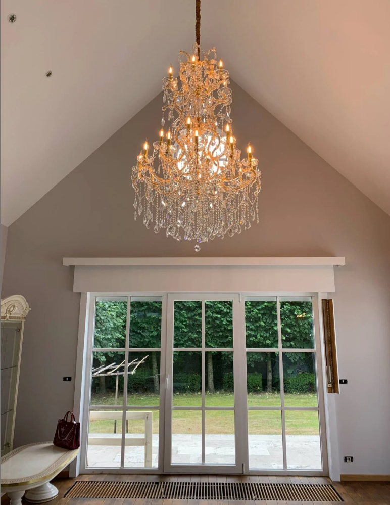 Rylight 37-Light Classic Candle Light Crystal Chandelier