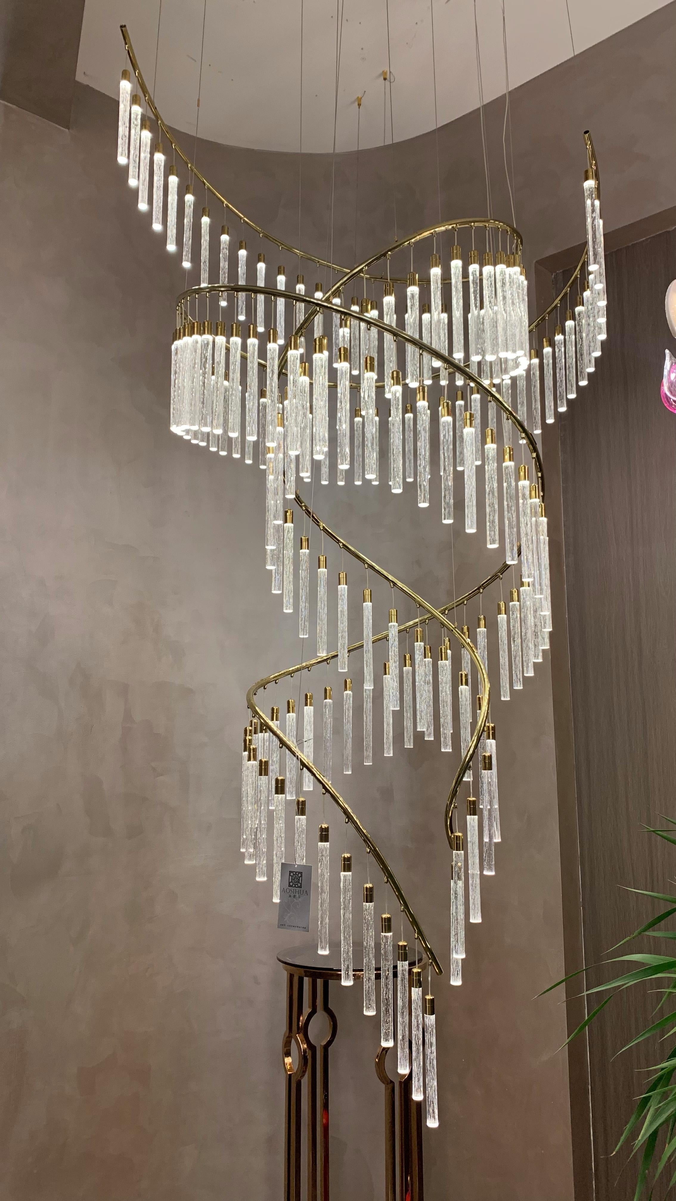 Luxe spiraalvormige kristallen kroonluchter voor trap/hal/hoog plafond 