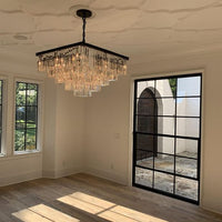 ثريا كريستالية بإطار أسود مربع من Rylight مكونة من 5 طبقات