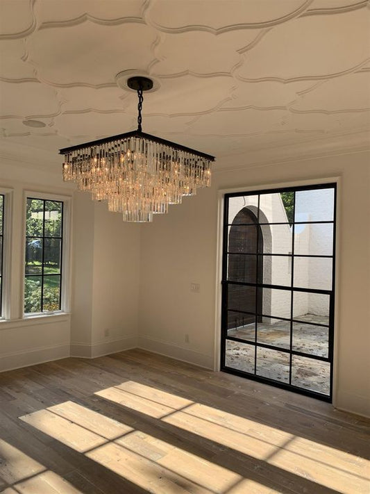 ثريا كريستالية بإطار أسود مربع من Rylight مكونة من 5 طبقات