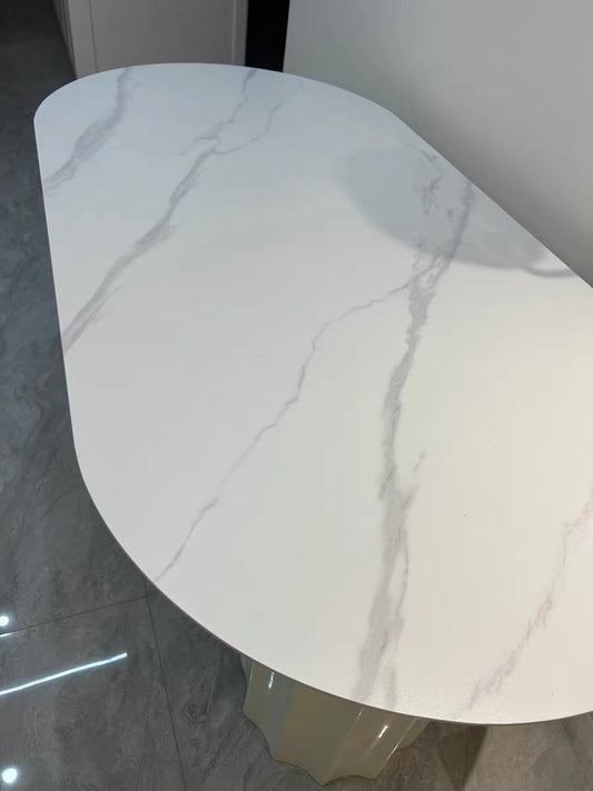 Rylight Franse crèmekleurige ovale/ronde schelpvormige eettafel 