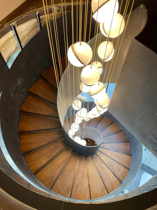 Rylight Modern Floating Acrylic Balls Chandelier