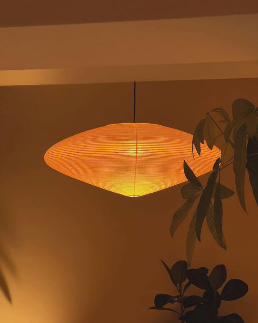 قلادة عاكس الضوء من الورق الأبيض مصنوعة يدويًا من Rylight