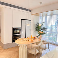 Rylight Franse crèmekleurige ovale/ronde schelpvormige eettafel 