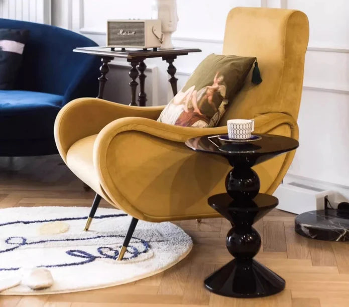 Black Vintage Round Coffee Table/Side Table