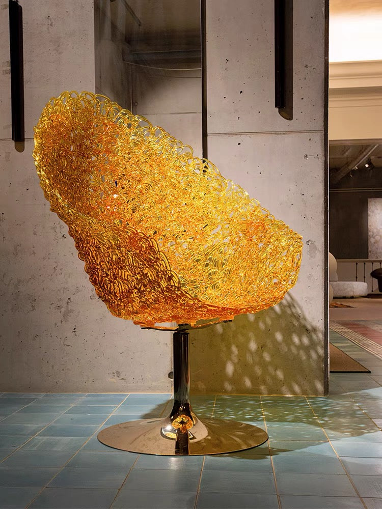 Rylight Queen Chair