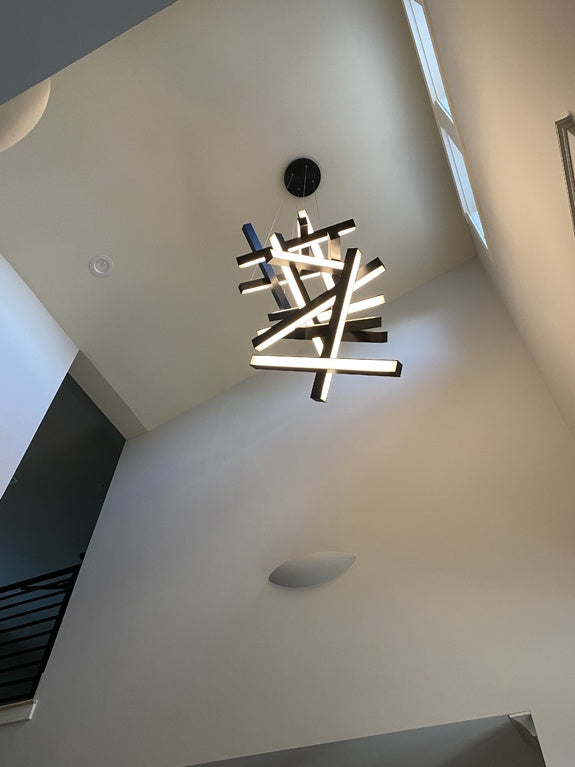 Moderne verticale geometrische aluminium hanglamp voor trap/hal/hoog plafond 