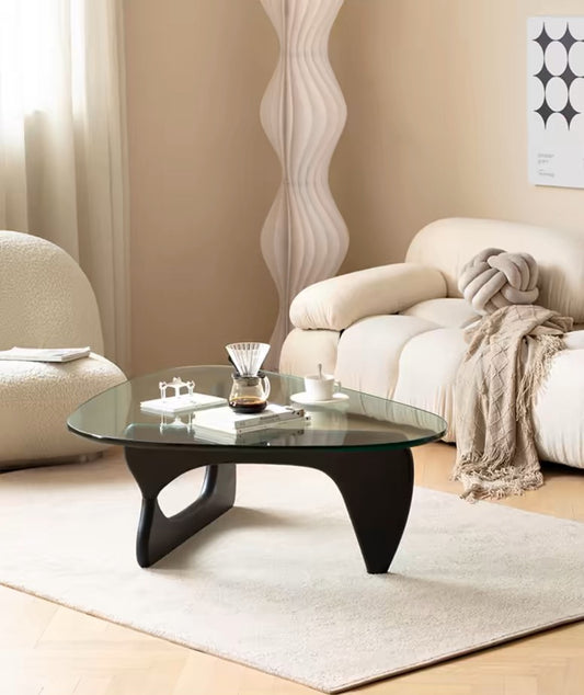 طاولة قهوة زجاجية مثلثة الشكل من رايلايت