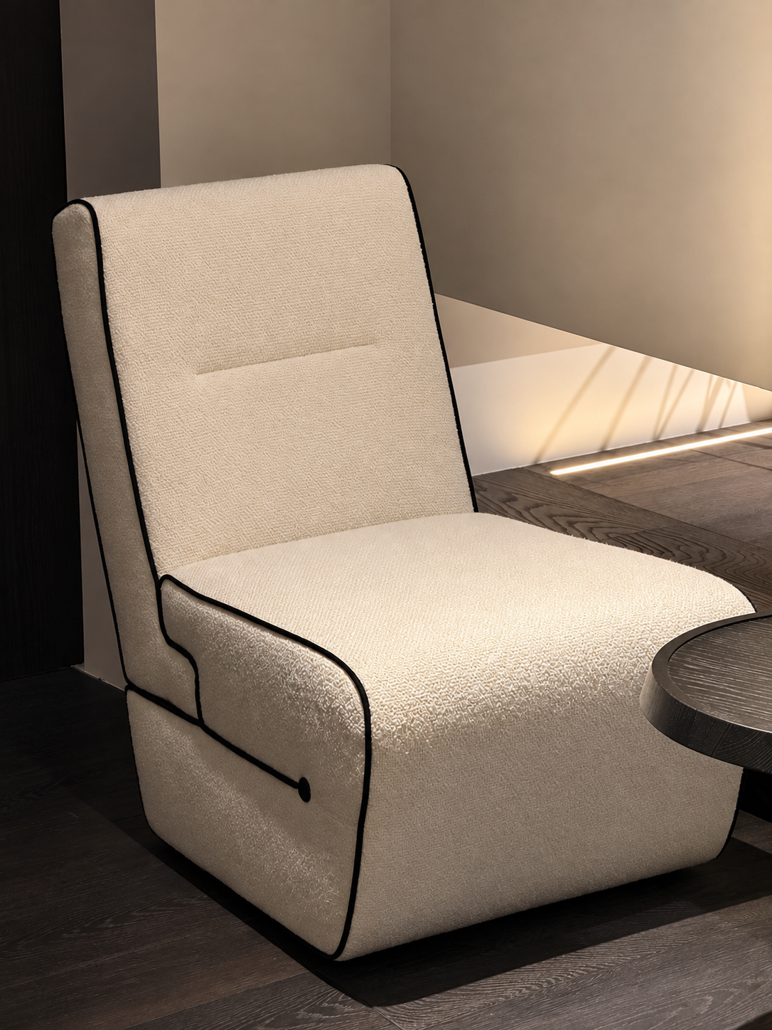 Interconnected Soft Lounge Chair