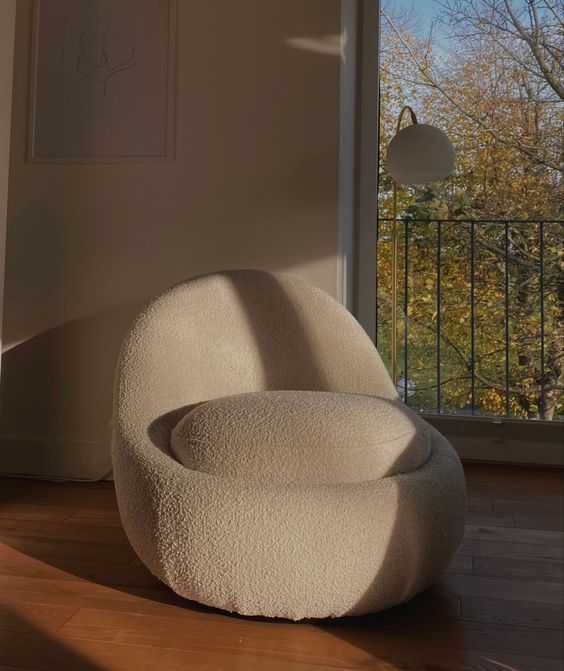 Curved Plush Couch Accent Sofa