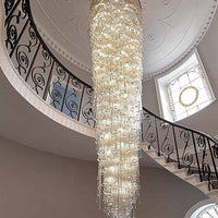 ثريا كريستالية طويلة للغاية تشبه قطرة المطر من رايلايت