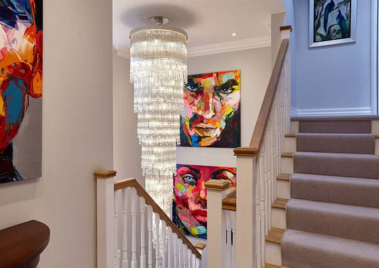 ثريا كريستالية طويلة للغاية تشبه قطرة المطر من رايلايت