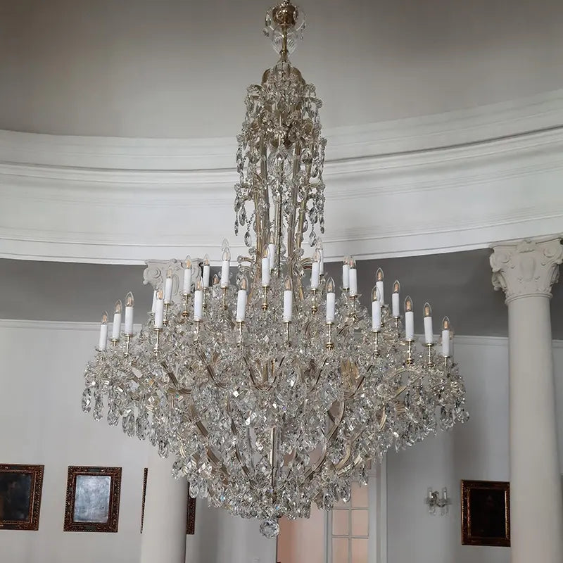 Rylight 48-lichts Empire Candle-kristallen kroonluchter