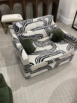 Moderne zwart-witte toastfauteuil