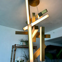 Moderne verticale geometrische aluminium hanglamp voor trap/hal/hoog plafond 