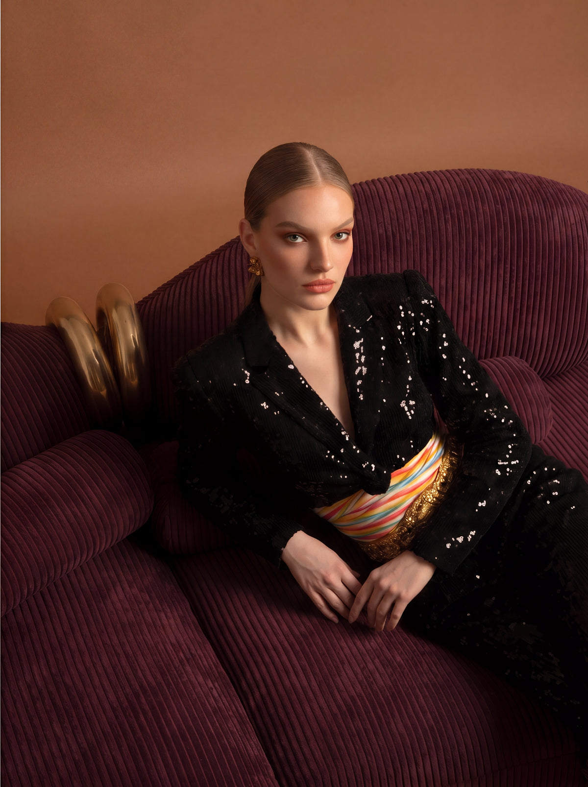 Halo Artful Curved Sofa