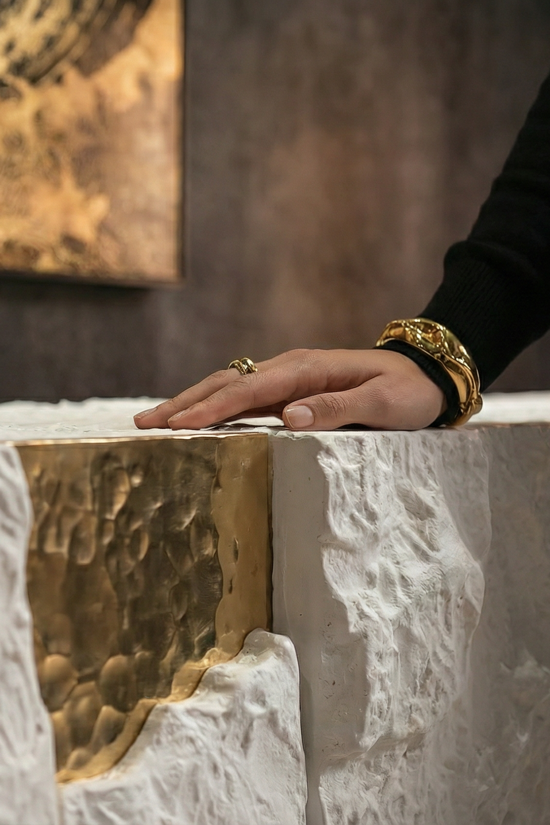 Aurum Relief Art Sideboard