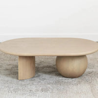 طاولة قهوة على الطراز الكريمي النوردي