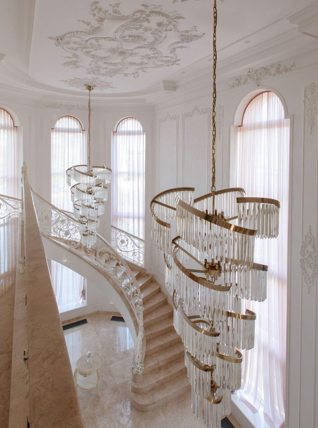 Rylight meerlaagse luxe spiraalvormige kristallen kroonluchter moderne designercreatie