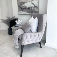 كراسي طعام حديثة وبسيطة