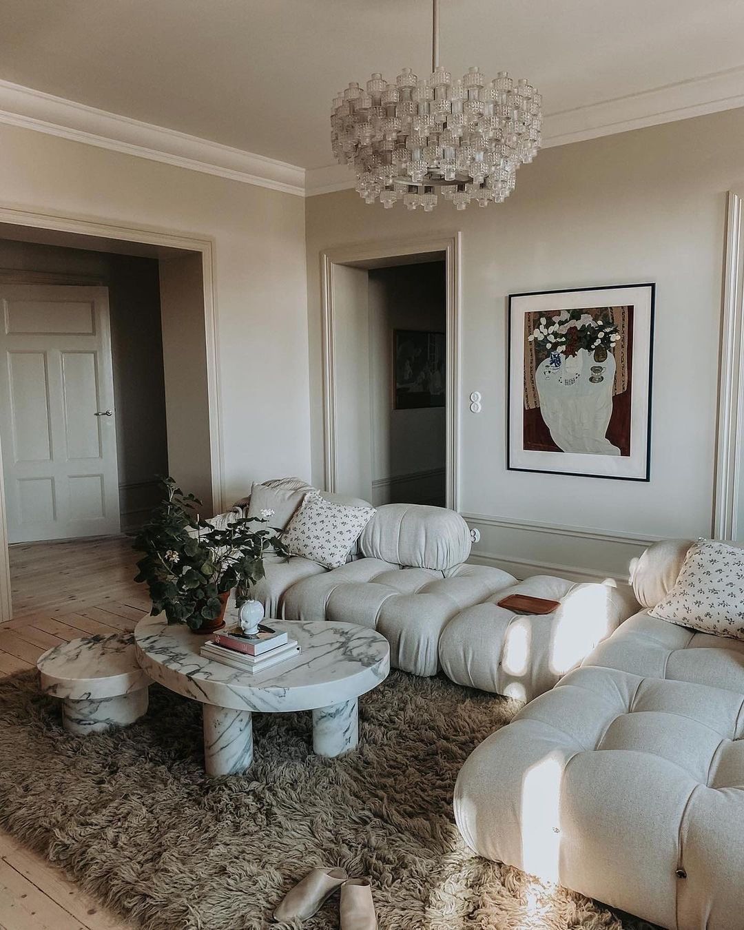 ثريا زجاجية منقوشة بشكل معقد من Rylight بطبقة 1/2