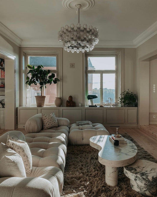 ثريا زجاجية منقوشة بشكل معقد من Rylight بطبقة 1/2