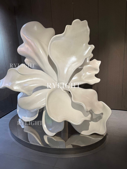 Rylight Artistic Fashion Flower Sculpture