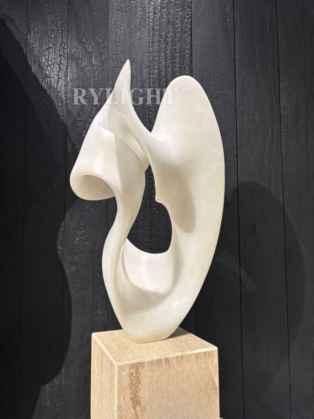 White Reverie White Reverie – Abstract Sculpture – RYLIGHT