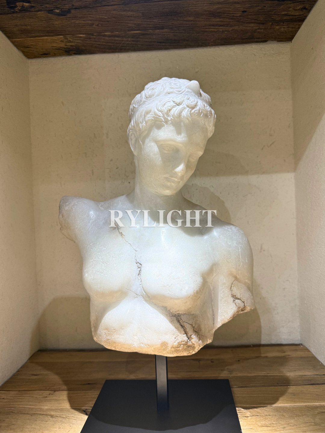 Silent Grace – Classical Female Fragment Sculpture